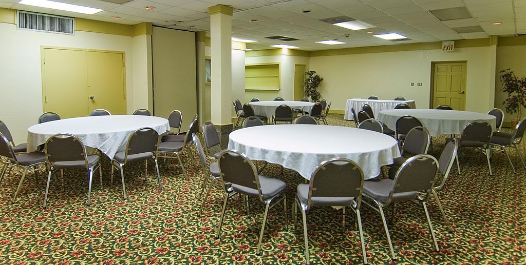 Howard Johnson By Wyndham Conway Faciliteter billede
